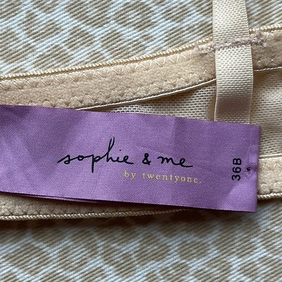 Sophie & me lace underwire bra - Picture 6 of 8